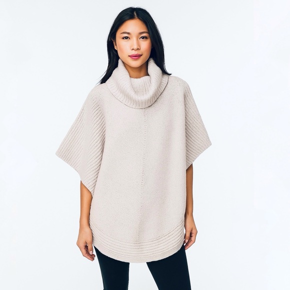 Margaret O’Leary Chunky Knit Cowl Neck Poncho Sweater, Short Sleeves sz. S - Picture 17 of 17